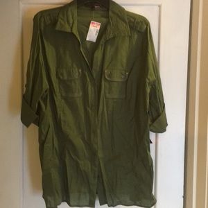 Women’s Plus button down shirt